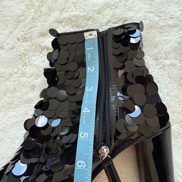 CHANEL Interlocking CC Logo Boots size 39 EU Authentic - Picture 11 of 12